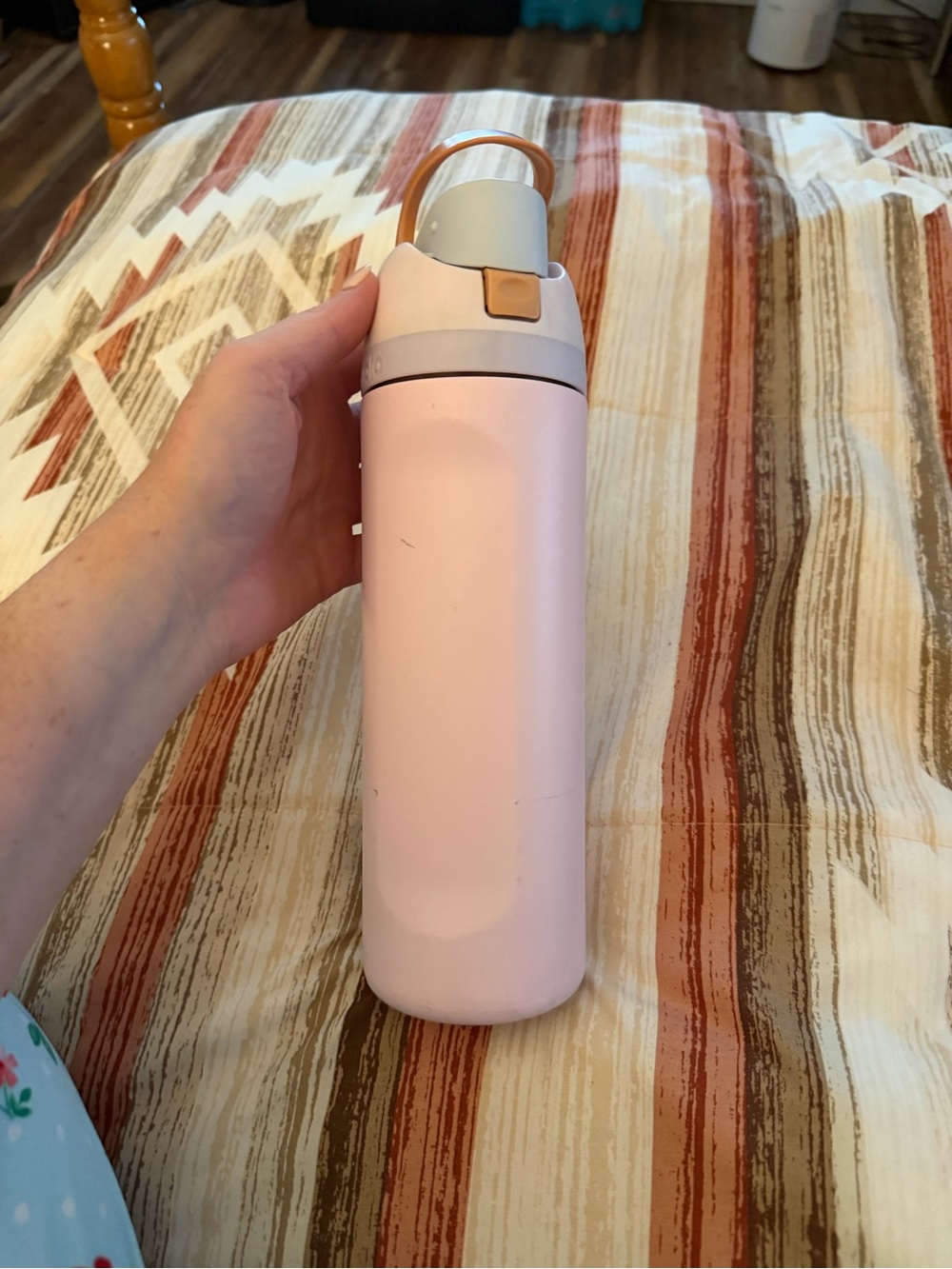 24oz Owala tumbler
